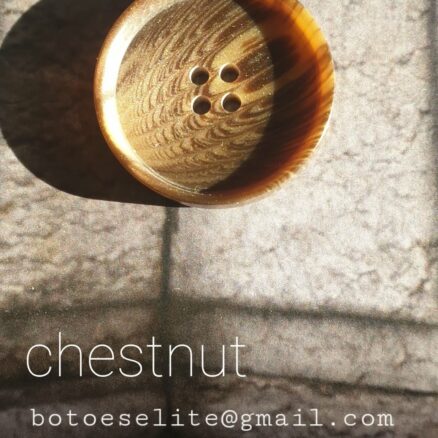 Chestnut #bottoni #botones #boutons #knöpfe #botões #buttons #ボタン #painikkeita #bullarum #fashiondesign #madeinportugal