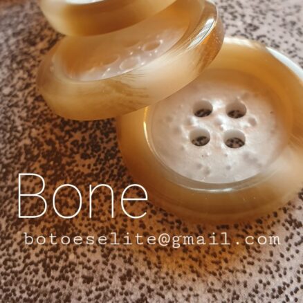 Bone #buttons # botões #bottoni #boutons #botones #knöpfe #knappar #ボタン
